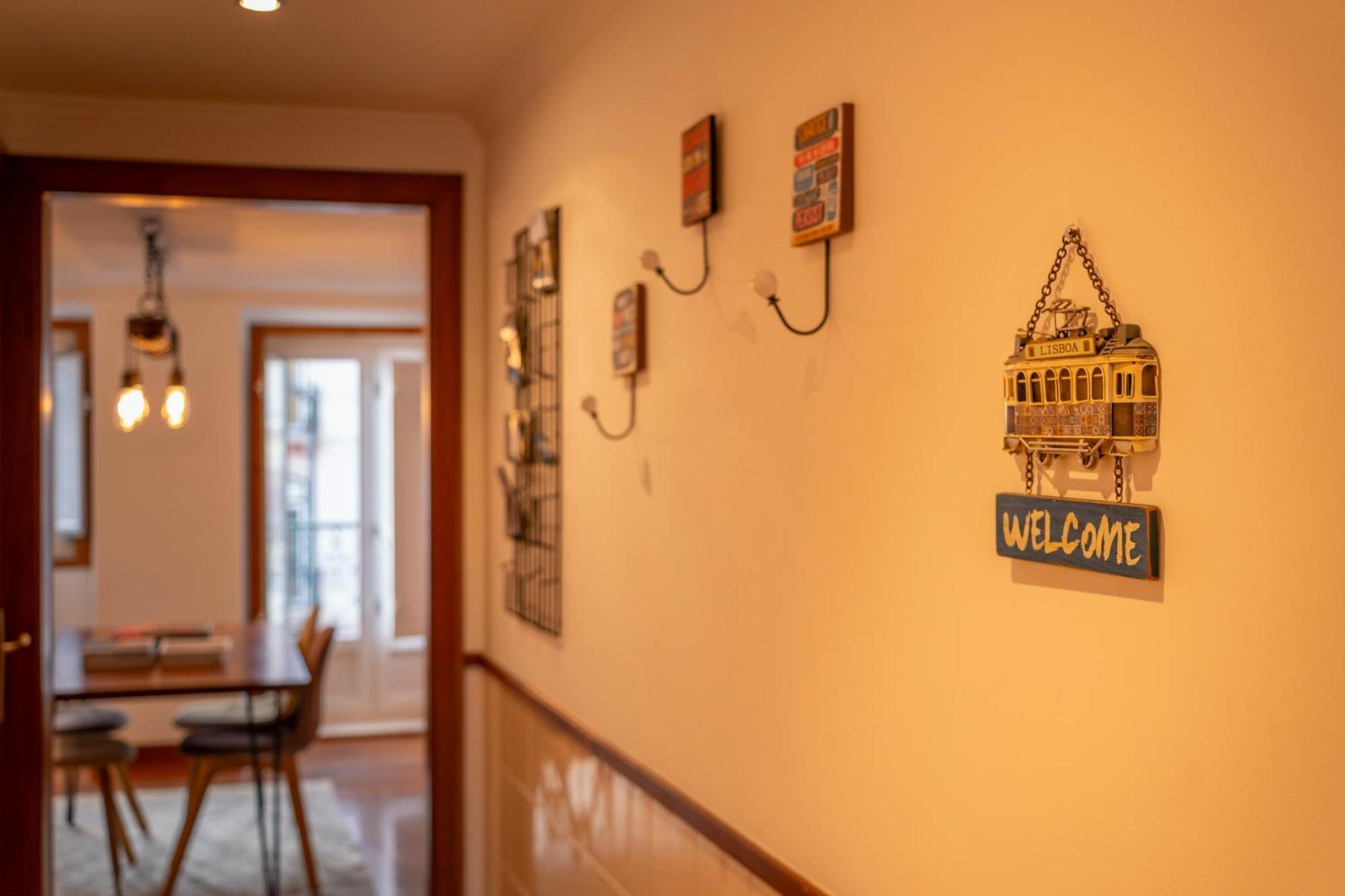 Superb Apartments Overlooking Graca In Lisboa Phòng bức ảnh